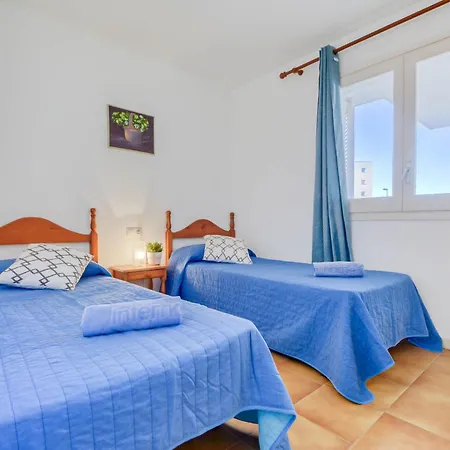 Appartement Platja De Roses-4 By Interhome Roses